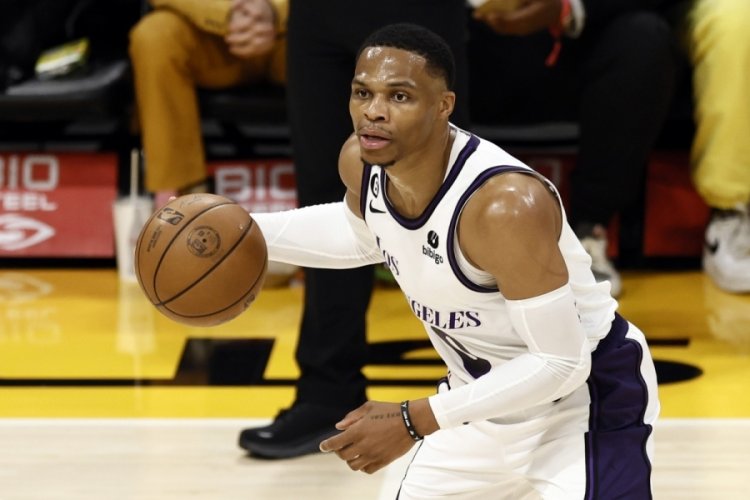 Los Angeles Clippers, Westbrook'u kadrosuna aldı