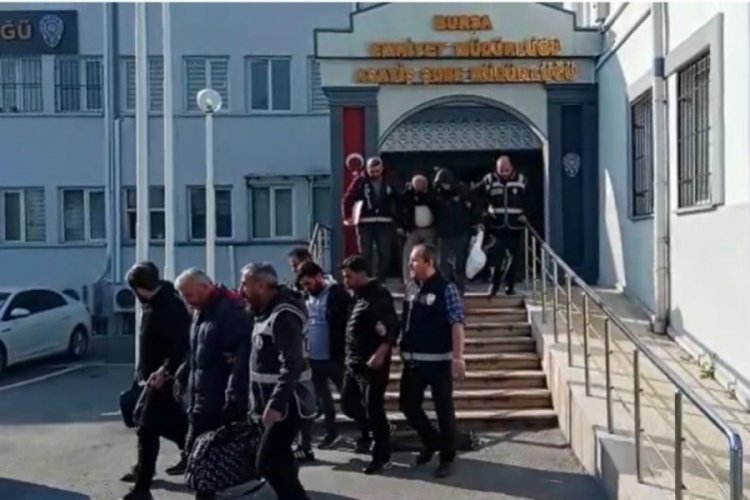 Bursa polisi 25 ş&uuml;pheli şahısları dev operasyonla yakaladı