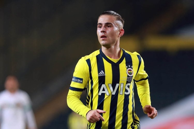 Pelkas Fenerbah&ccedil;e'ye geri d&ouml;n&uuml;yor