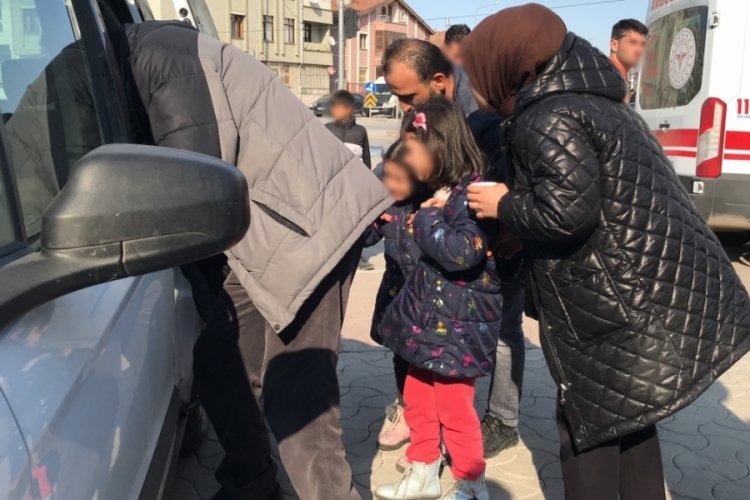 Boşandığı eşini &ccedil;ocuklarını g&ouml;remediği i&ccedil;in rehin aldı