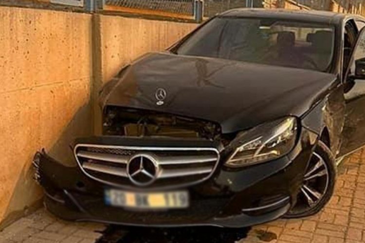 DEVA Partisi Denizli İl Başkanı Bekir Kırar, trafik kazası ge&ccedil;irdi