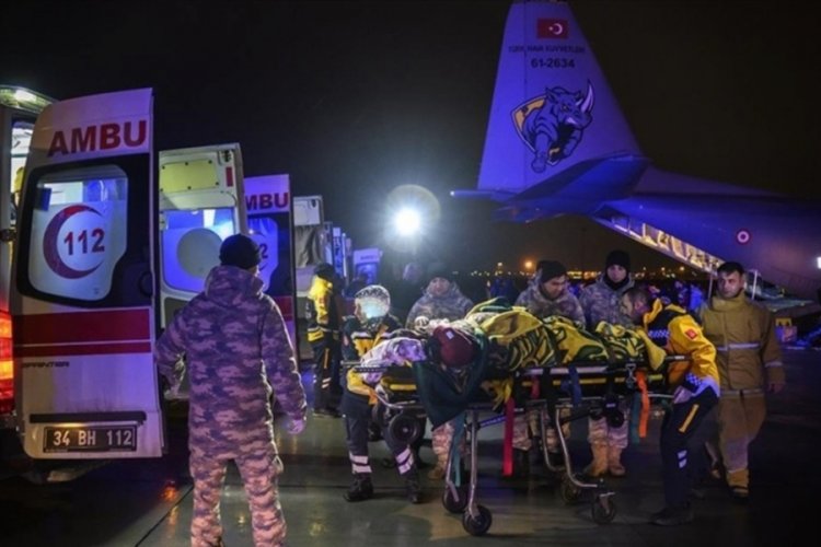 38 yaralı depremzede İstanbul'da