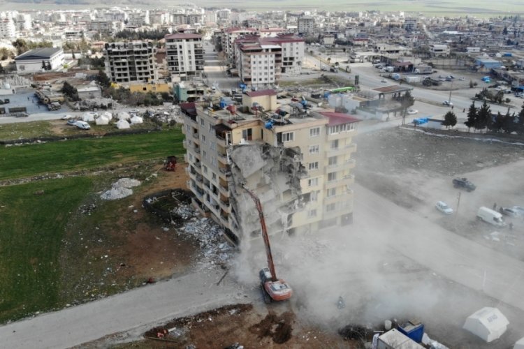Deprem soruşturmasından aranan Yunus Kaya yakalandı