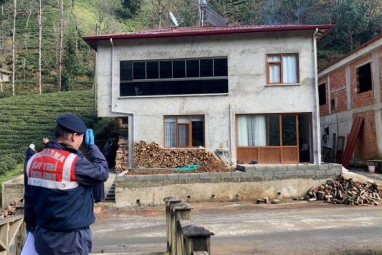 Rize'de 1 metrelik duvardan d&uuml;şen emekli &ouml;ğretmen &ouml;ld&uuml;