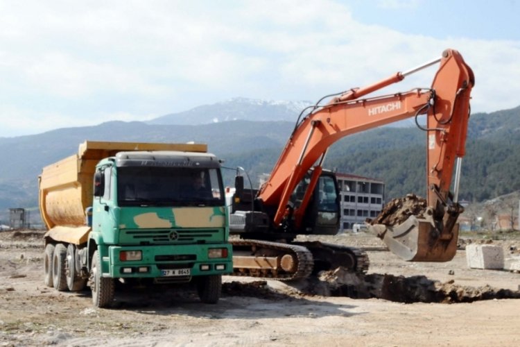 Gaziantep İslahiye'de 399 konutun temeli kazılıyor