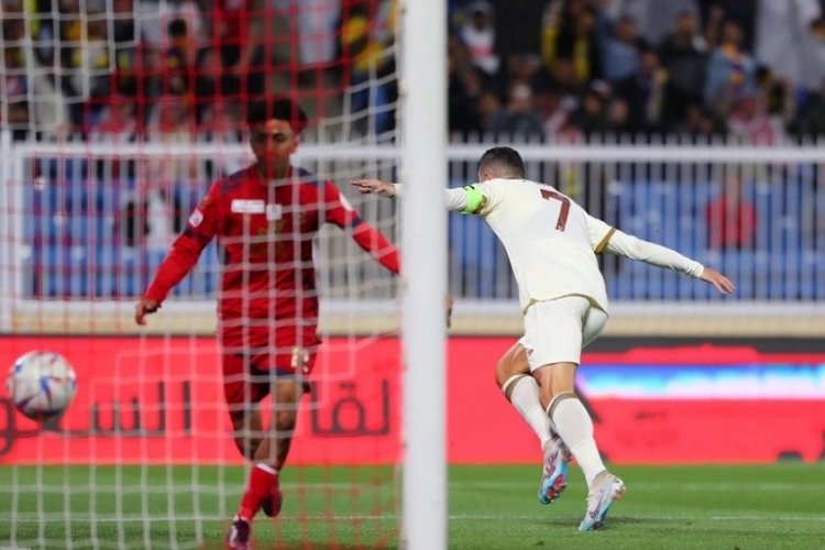 Ronaldo hat-trick yaptı, Al Nassr kazandı