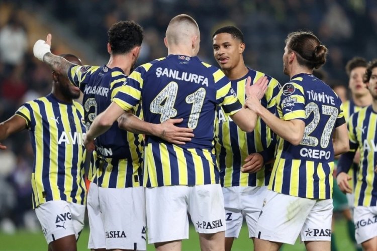 Fenerbah&ccedil;e,Konyaspor'u 4-0 mağlup etti
