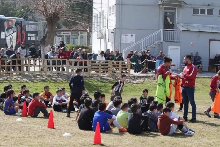 Manisaspor U10 se&ccedil;melerine yoğun katılım yapıldı