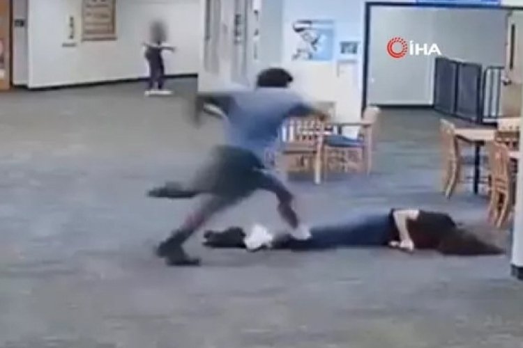 Oyun konsolunu alan &ouml;ğretmenini &ouml;ld&uuml;resiye d&ouml;vd&uuml;
