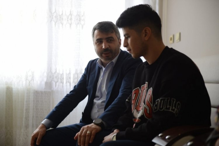 Bursa Yıldırım Belediye Başkanı'ndan depremzedelere ziyaret