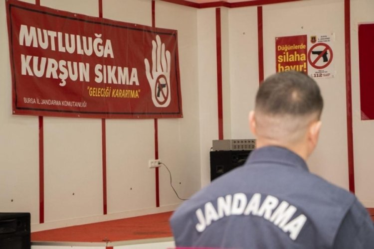 Bursa'da jandarmadan 'Mutluluğa kurşun sıkma' projesi