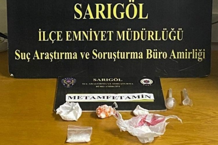 Manisa'da uyuşturucudan 3 g&ouml;zaltı, bir tutuklama