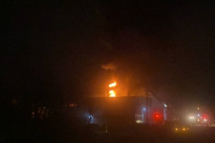 Kocaeli Gebze'de fabrika yangını