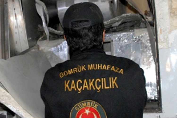 G&uuml;mr&uuml;k Muhafaza ekipleri ka&ccedil;ak &uuml;r&uuml;nlere el koydu
