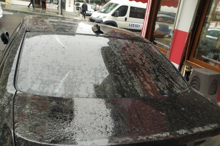 İstanbul'da yağmur yerine &ccedil;amur yağdı
