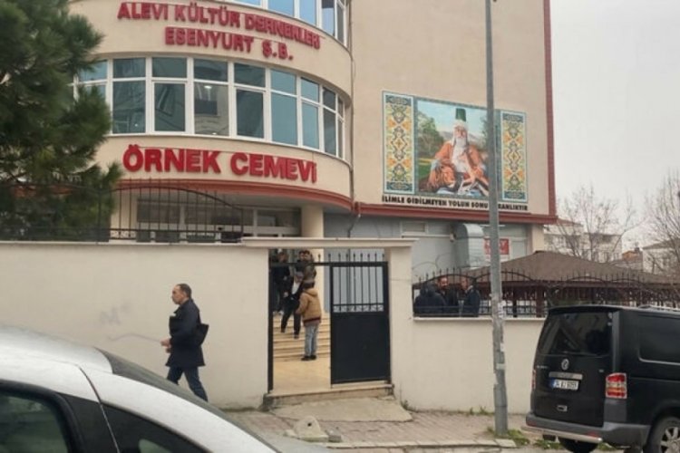 Sakarya'daki bungalovda hayatını kaybeden iki kişi defnedildi