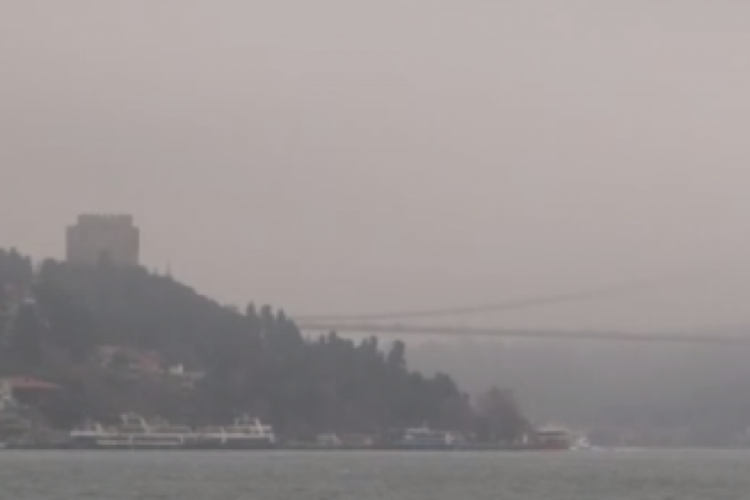 İstanbul'da sis etkili oluyor