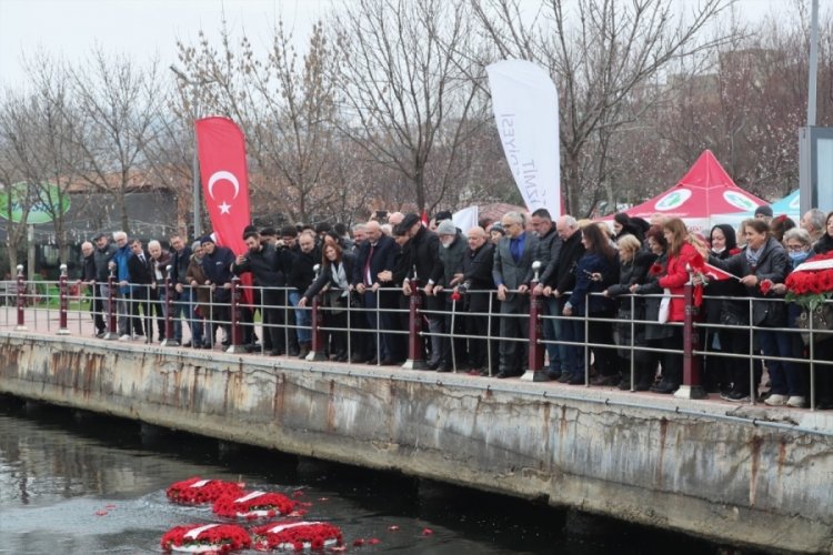 &Uuml;sk&uuml;dar Vapuru faciasında hayatını kaybedenler anıldı