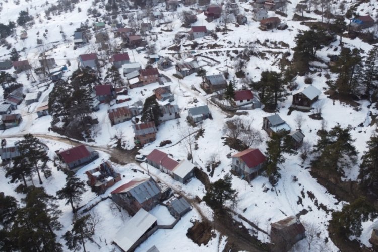Bolu'da karlar erimeye başladı