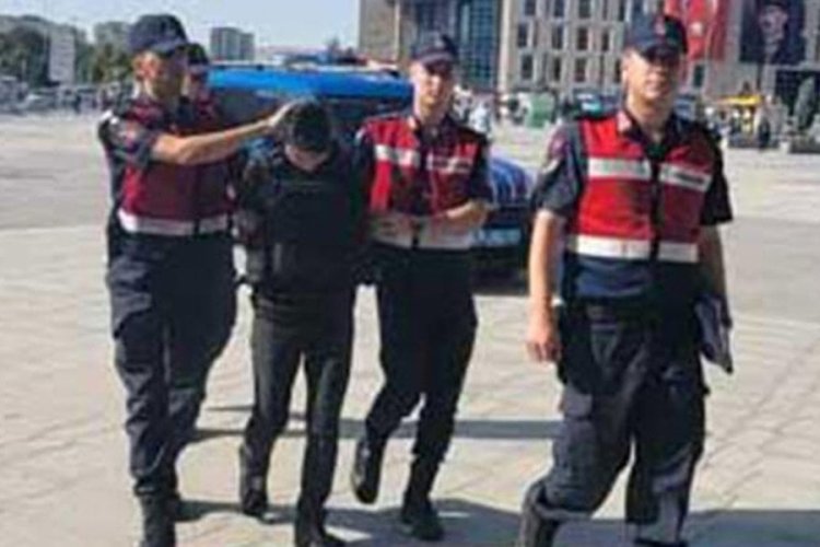 Patronunu uykudayken &ouml;ld&uuml;rd&uuml;! "O beni &ouml;ld&uuml;recek zannettim"