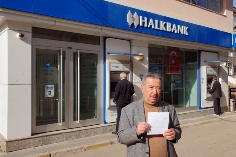 Depremde oğlu şehit olan H&uuml;seyin &Ouml;zdemir, maaşını depremzedelere bağışladı
