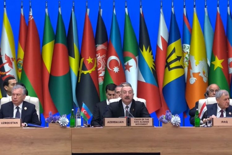 Aliyev: Soğuk savaş sonrası en b&uuml;y&uuml;k doğu-batı &ccedil;atışması yaşanıyor
