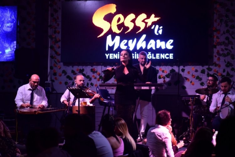 Sevgim Yılmaz, Bursa'dan İskenderun'a şarkı armağan etti