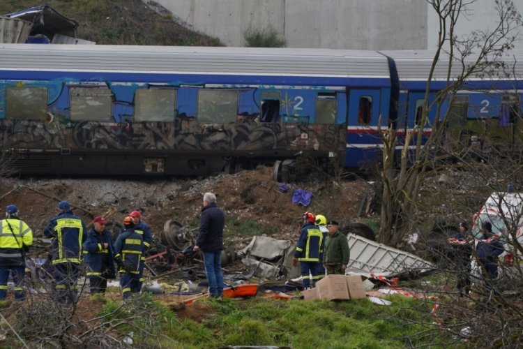 Yunanistan'daki tren kazasında can kaybı y&uuml;kseliyor