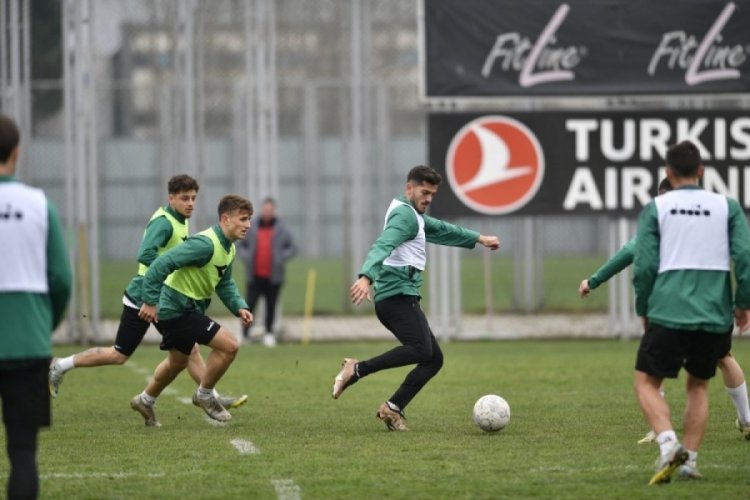 Bursaspor Amed ma&ccedil;ına taktik hazırlanıyor