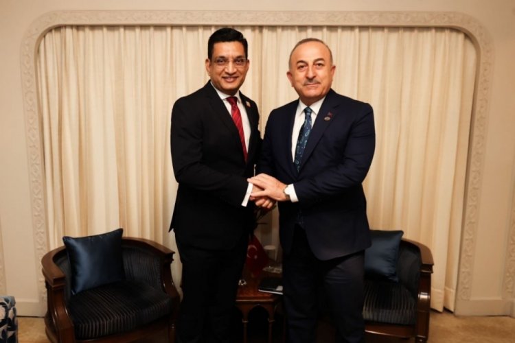 Bakan &Ccedil;avuşoğlu, Sri Lanka ve Brezilyalı mevkidaşları ile g&ouml;r&uuml;şt&uuml;