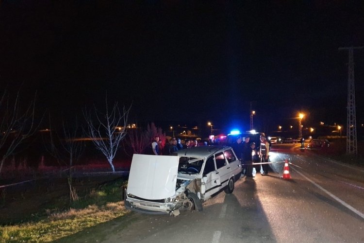 Tokat'ta ehliyetsiz otomobil s&uuml;r&uuml;c&uuml;s&uuml; motosiklete &ccedil;arptı: 1 &ouml;l&uuml;