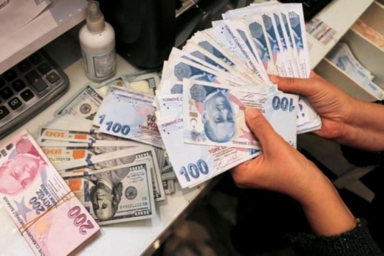 Reuters'tan dikkat &ccedil;eken anket: 'T&uuml;rk Lirası altı ay i&ccedil;inde y&uuml;zde 12 değer kaybedecek'