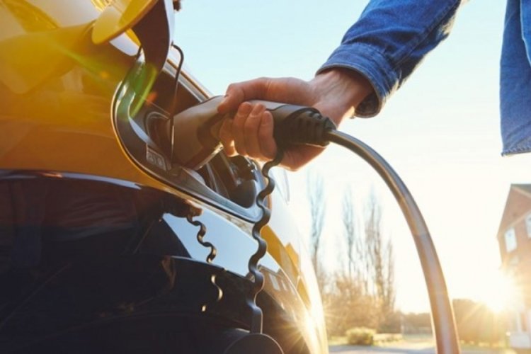 Elektrikli otomobilde matrah g&uuml;ncellemesi