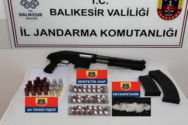 Balıkesir'de jandarmadan uyuşturucu operasyonu