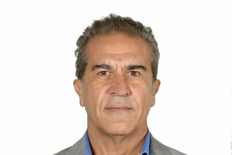 İzmirli doktor ge&ccedil;irdiği motosikletiyle yaptığı kazada hayatını kaybetti