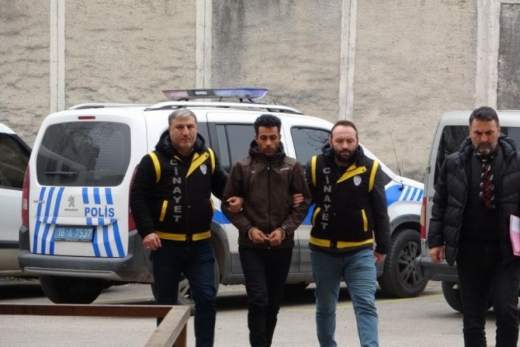 Bursa'da oğlunun tartıştığı &ccedil;ocuğun babasını &ouml;ld&uuml;ren zanlı tutuklandı