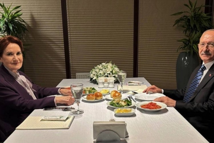 Akşener'in "Masayı dağıtmaya kimsenin g&uuml;c&uuml; yetmez" s&ouml;z&uuml; g&uuml;ndem oldu
