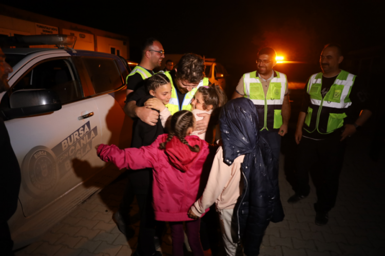 Bursa B&uuml;y&uuml;kşehir kuzenlerin isteğini kırmadı