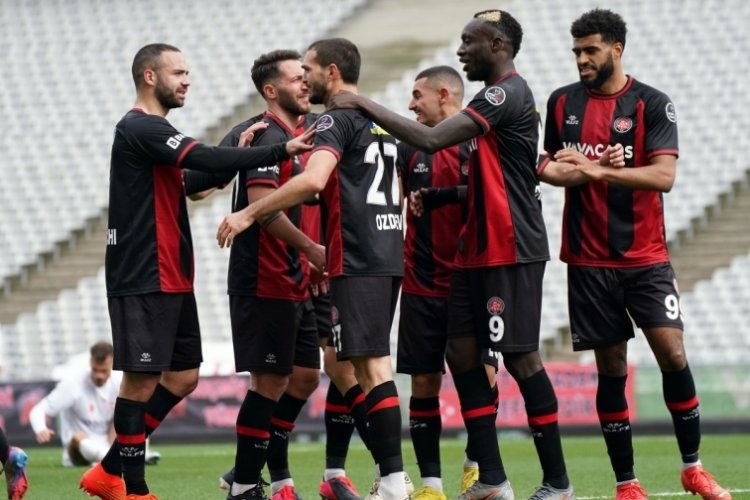 Karag&uuml;mr&uuml;k, 63 yıllık rekorunu egale etti