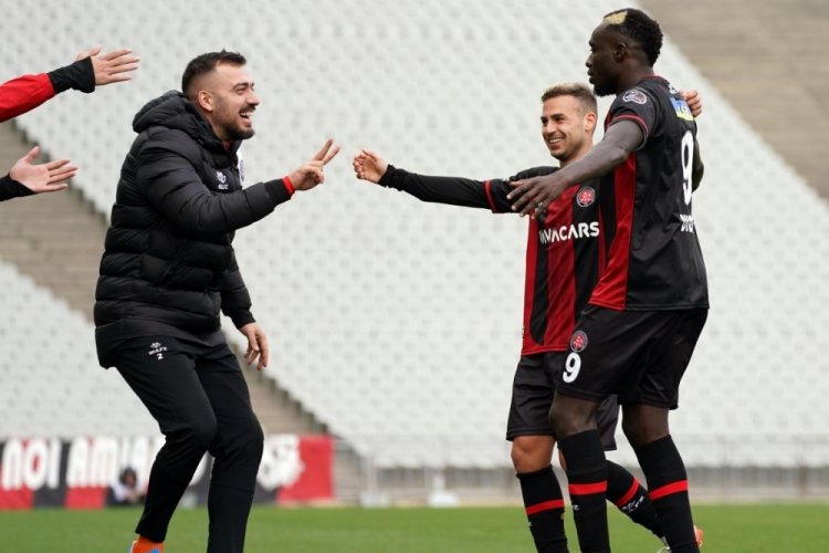 Mbaye Diagne'den hat-trick