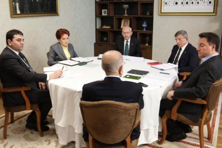 Beş lider Saadet Partisi liderliğinde toplandı