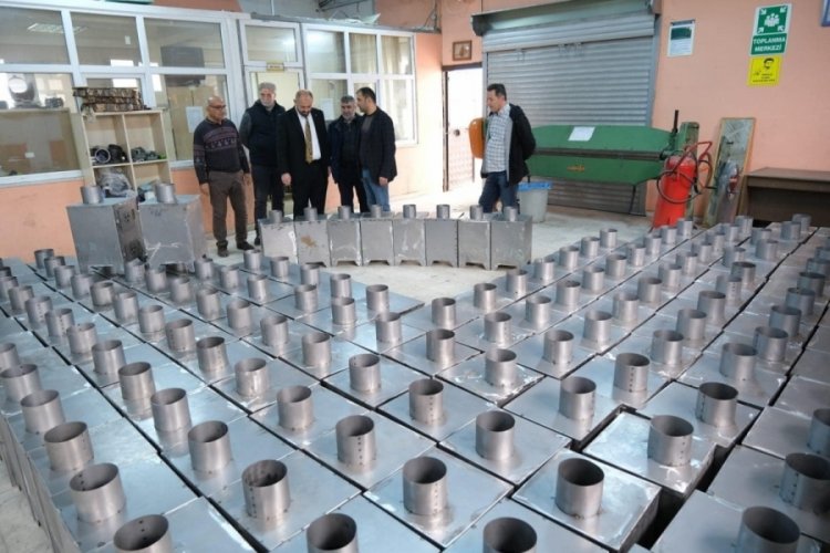 Bursa Orhanelili &ouml;ğrenciler depremzedeler i&ccedil;in soba &uuml;retti