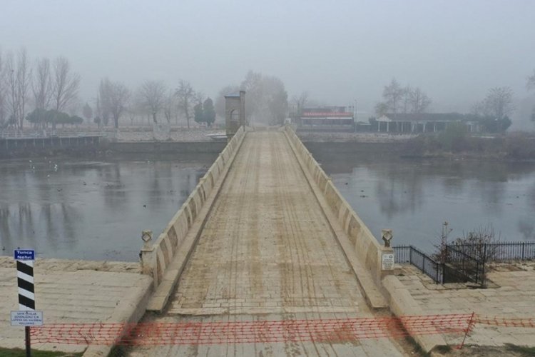 Edirne'de Tunca K&ouml;pr&uuml;s&uuml; 5 g&uuml;n trafiğe kapatılacak