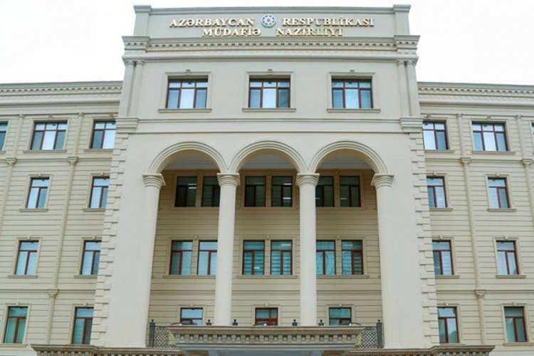 Azerbaycan Savunma Bakanlığı duyurdu: Karabağ'da &ccedil;atışma &ccedil;ıktı