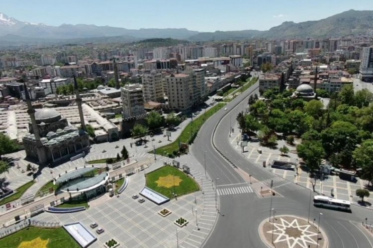 Kayseri 1 gecede 9 defa sallandı