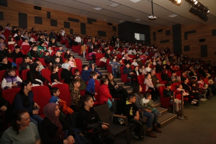 Bursa G&uuml;rsu'da, K&uuml;&ccedil;&uuml;k Prens'e yoğun ilgi