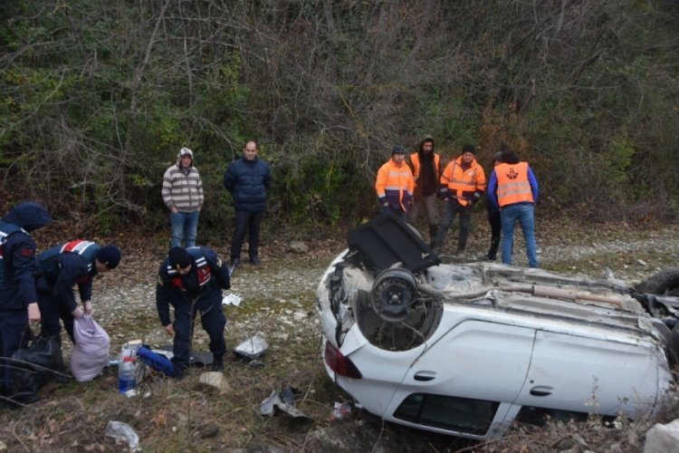 Sinop'ta otomobil takla attı