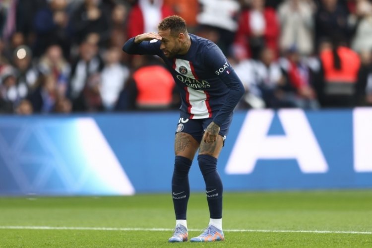 Neymar sezonu kapattı