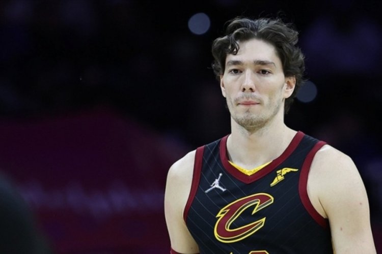 Cedi Osman'dan depremzede &ccedil;ocuklar i&ccedil;in yardım &ccedil;ağrısı