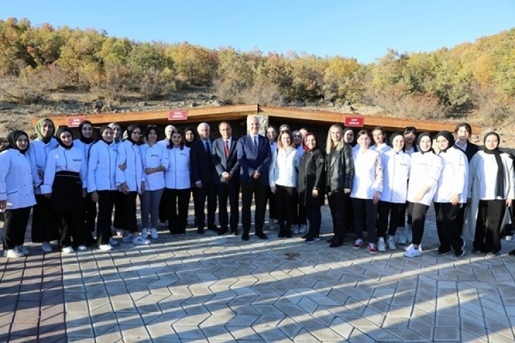 Y&Ouml;K'den 34 yaş &uuml;st&uuml; kadınlara devlet &uuml;niversitelerinde &ouml;zel kontenjan